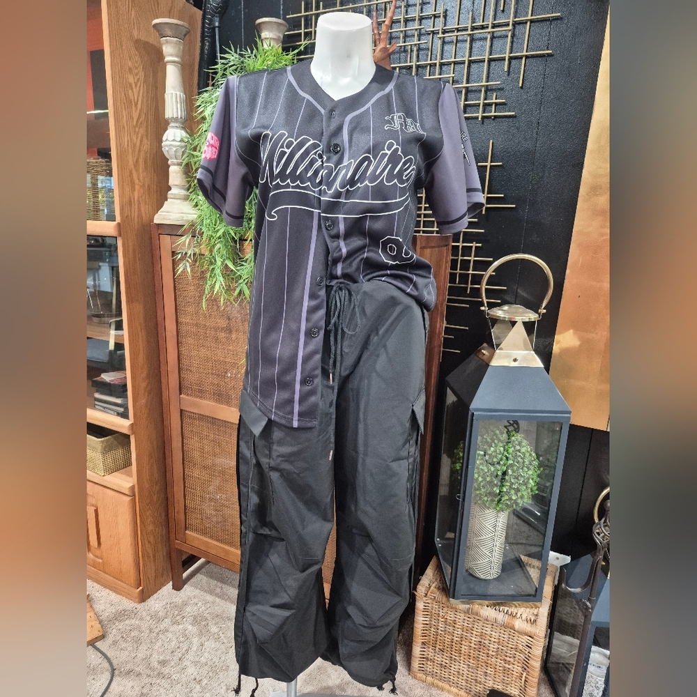 Black Cargo Pants - Picture 9 of 14